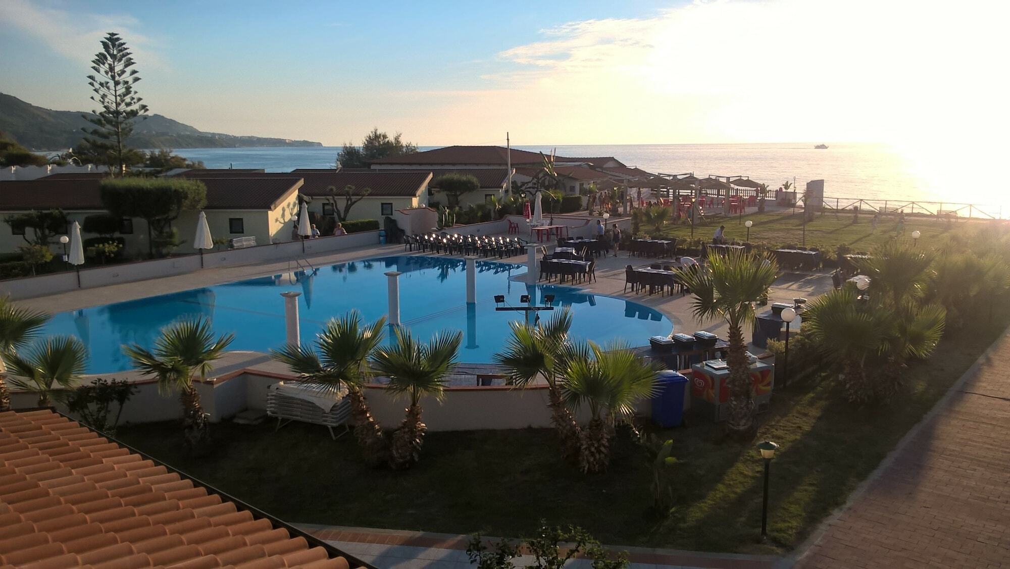 Villaggio Borgo Marino Zambrone Buitenkant foto